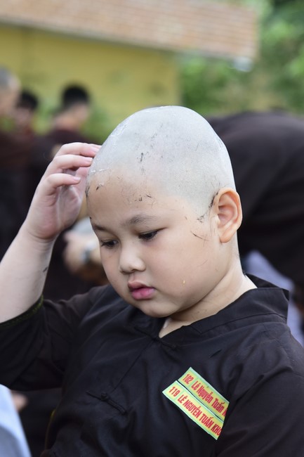 Starting the Temporary Ordination Retreat for Children