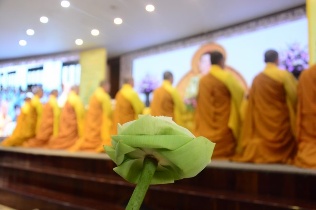 Starting the Temporary Ordination Retreat for Children