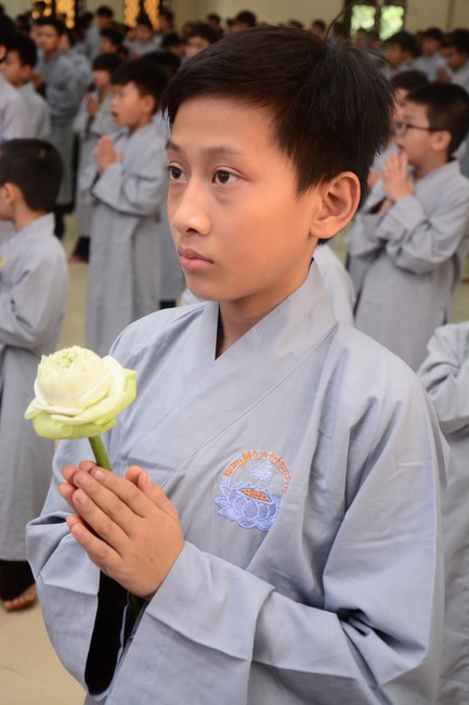 Starting the Temporary Ordination Retreat for Children