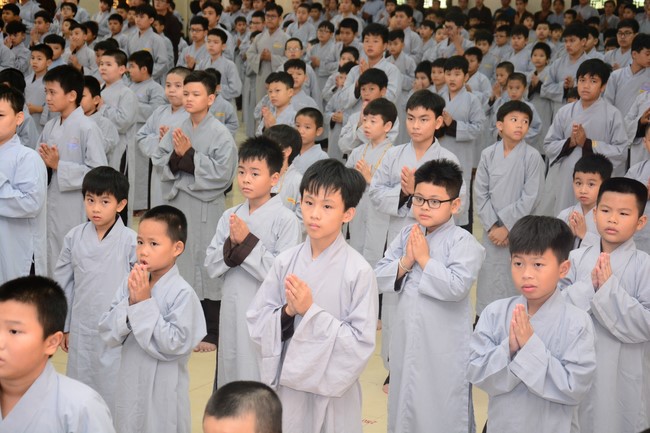 Starting the Temporary Ordination Retreat for Children