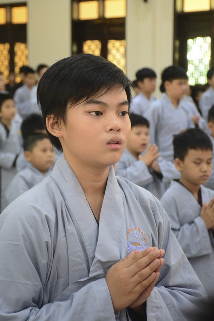 Starting the Temporary Ordination Retreat for Children