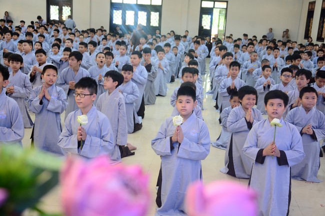 Starting the Temporary Ordination Retreat for Children