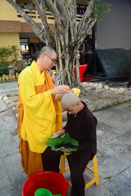 Starting the Temporary Ordination Retreat for Children