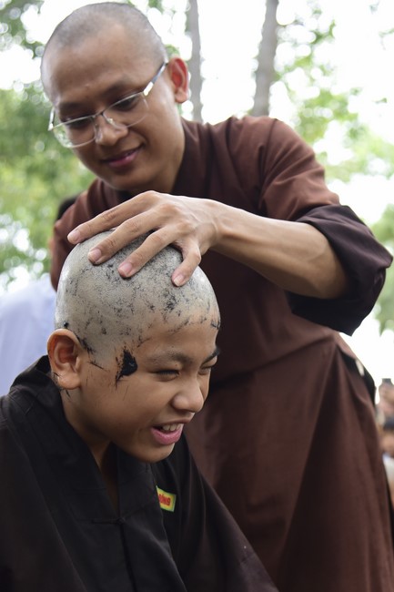 Starting the Temporary Ordination Retreat for Children