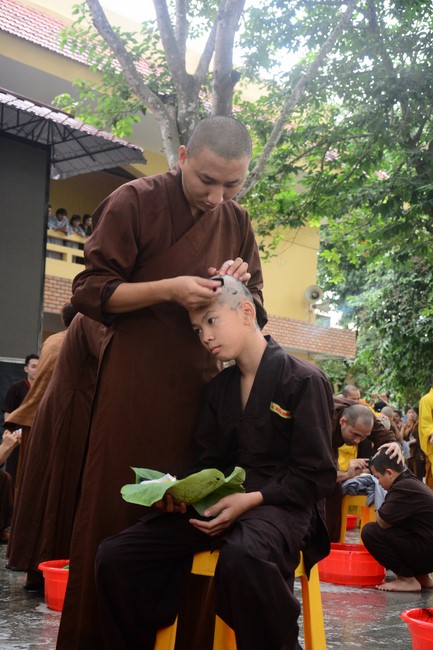 Starting the Temporary Ordination Retreat for Children