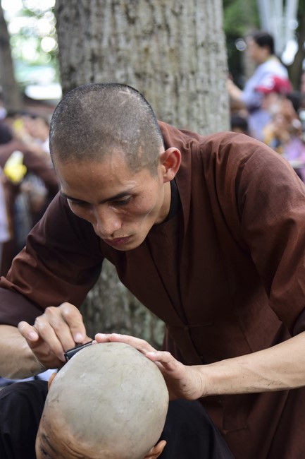 Starting the Temporary Ordination Retreat for Children