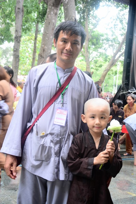 Starting the Temporary Ordination Retreat for Children