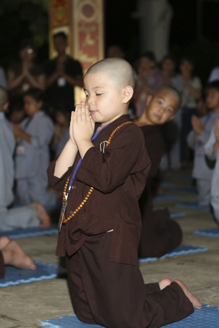 The 4th Day of Summer Retreat for Children in Dong Cao pagoda