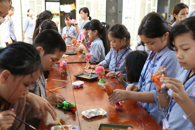 The 5th Day of Summer Retreat for Children in Dong Cao pagoda