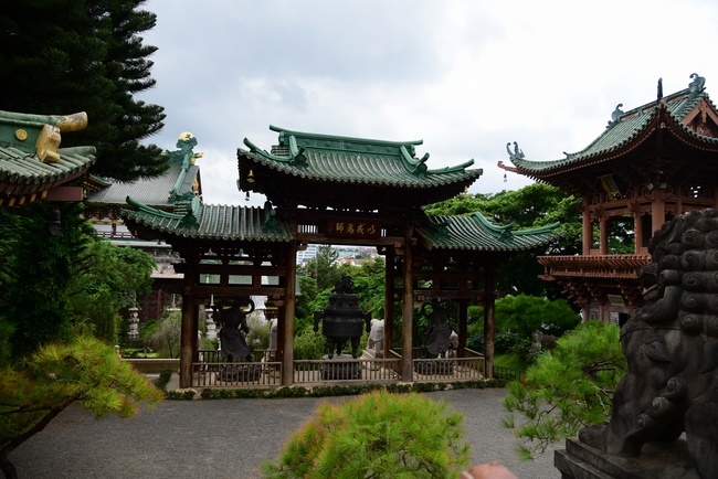 The beginning rite to sculpt the Buddha statue offering to Đang Phap Pagoda