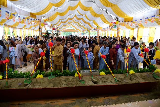 Offering Three Jewels at Dang Phap Pagoda, Binh Phuoc.