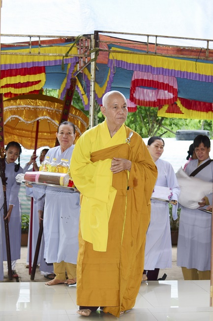 Offering Three Jewels at Dang Phap Pagoda, Binh Phuoc.