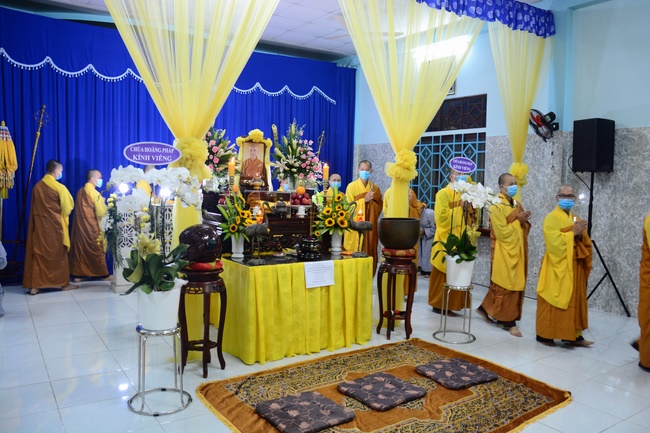 Lễ viếng Trưởng lão Hòa thượng Thích Minh Lợi