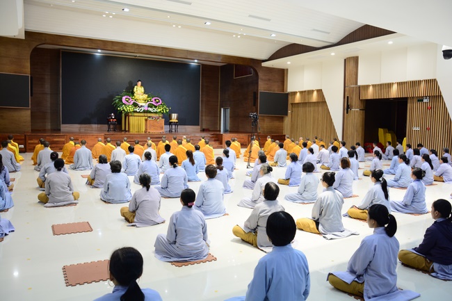The 8th Dharma Talk Program: Confidences in the life of cultivation.