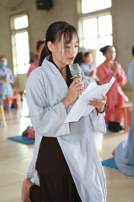 The ceremony of refuge on the Three Jewels at Dong Cao Pagoda - Thanh Hoa