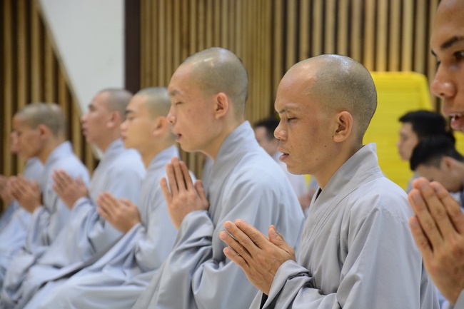 The 9th Dharma Talk Program: Confidences in the life of cultivation.