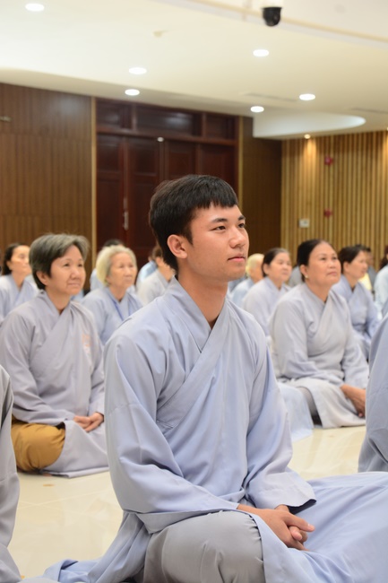 The 10th Dharma Talk Program: Confidences in the life of cultivation.