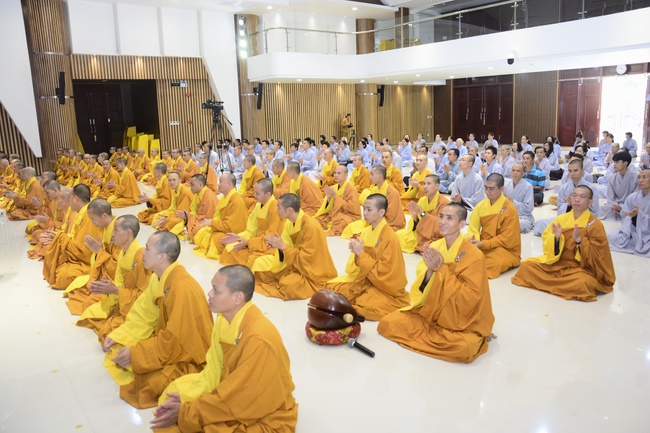 The 10th Dharma Talk Program: Confidences in the life of cultivation.
