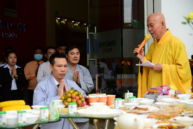 Lễ cầu an tại công ty Địa Ốc Kim Oanh, Bình Dương