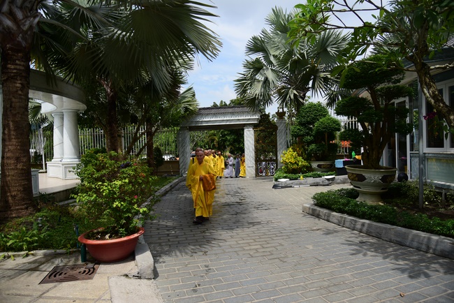 Lễ cầu an tại công ty Địa Ốc Kim Oanh, Bình Dương