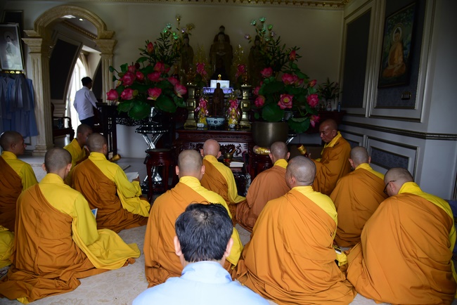 Lễ cầu an tại công ty Địa Ốc Kim Oanh, Bình Dương