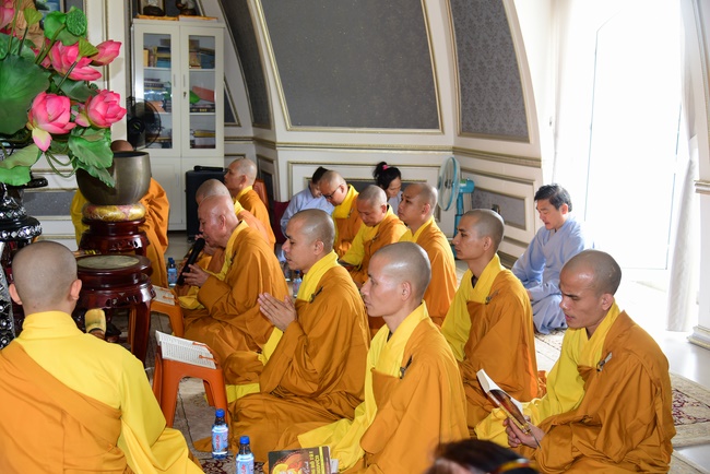 Lễ cầu an tại công ty Địa Ốc Kim Oanh, Bình Dương