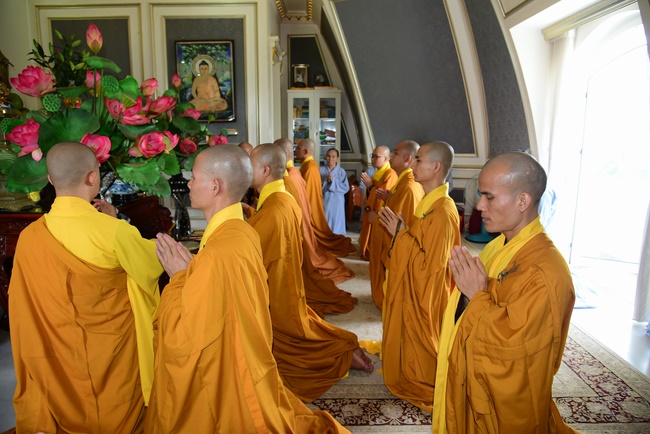 Lễ cầu an tại công ty Địa Ốc Kim Oanh, Bình Dương