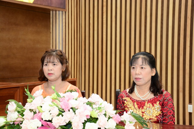 The Wedding Ceremony at the pagoda