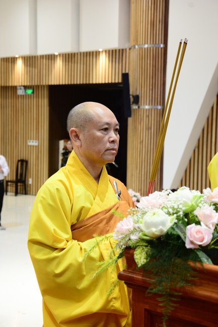 The Wedding Ceremony at the pagoda