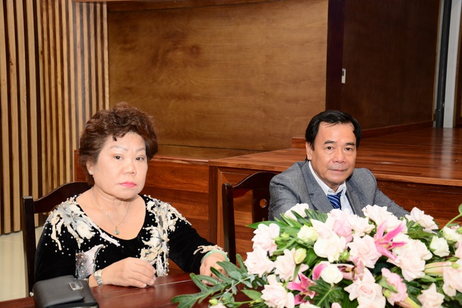 The Wedding Ceremony at the pagoda