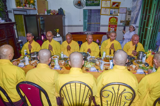 Lễ cúng dường trai Tăng và cầu siêu tại Q.8, Tp. Hồ Chí Minh