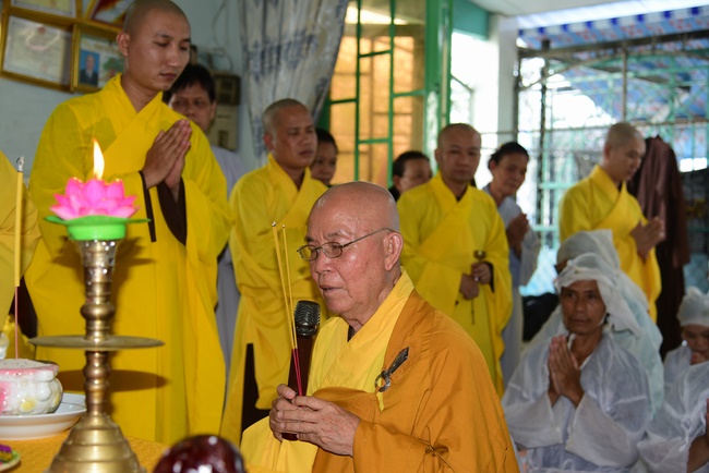 Lễ cúng dường trai Tăng và cầu siêu tại Q.8, Tp. Hồ Chí Minh
