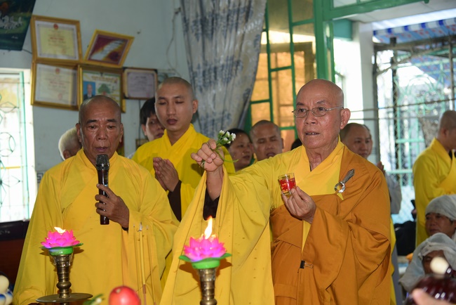 Lễ cúng dường trai Tăng và cầu siêu tại Q.8, Tp. Hồ Chí Minh