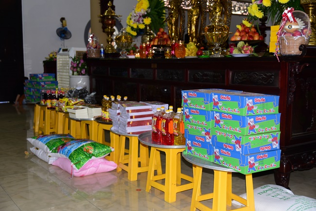 Offering two rain-retreat Schools of Vietnam Buddhist University and Hoang Phap Pagoda