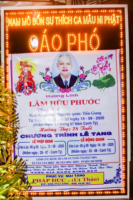 The rite praying for rebirth in Hoc Mon District