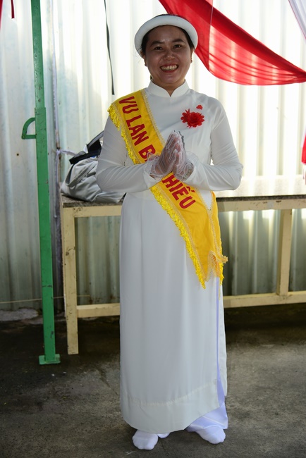 Ullambana Ceremony expressing gratitude to the parents, customers and employees of Trang Nguyen Company