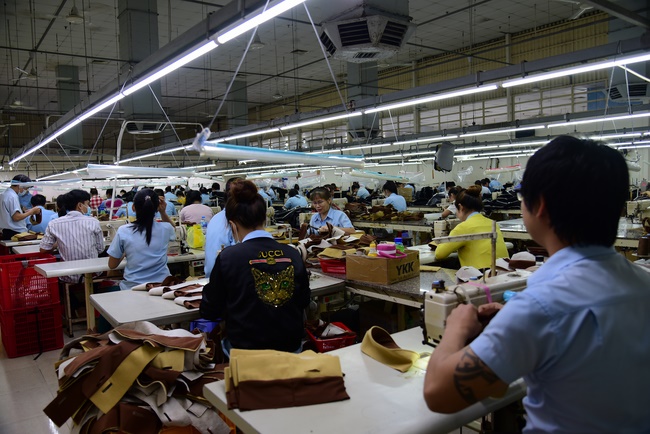 Ullambana Ceremony expressing gratitude to the parents, customers and employees of Trang Nguyen Company