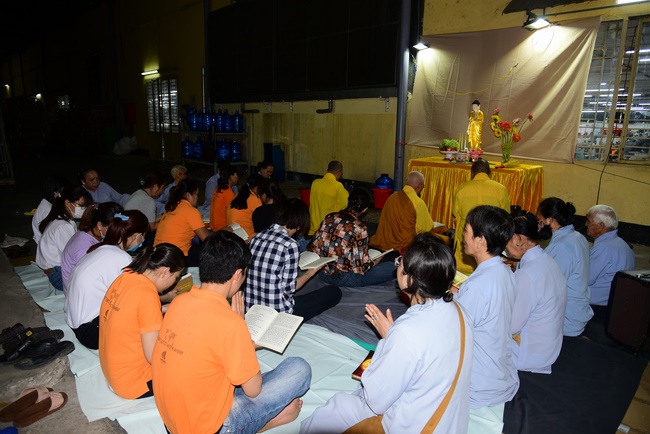 The Rite Praying for Peace at VIKING Company, Hoc Mon.