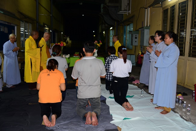 The Rite Praying for Peace at VIKING Company, Hoc Mon.