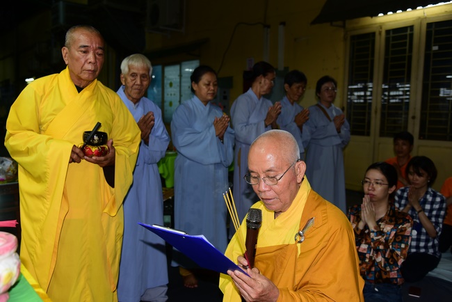 The Rite Praying for Peace at VIKING Company, Hoc Mon.