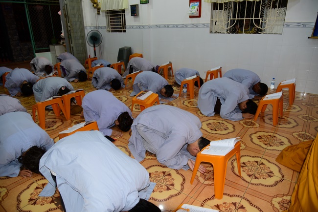 Repentant Ceremony at Minh Chat  ashram in Can Tho