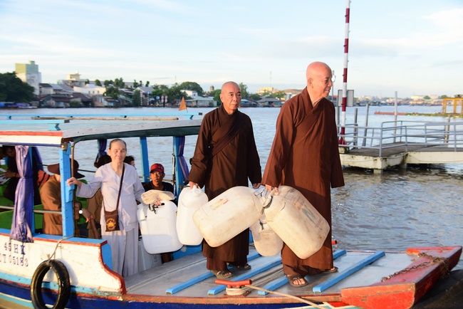 Repentant Ceremony at Minh Chat  ashram in Can Tho
