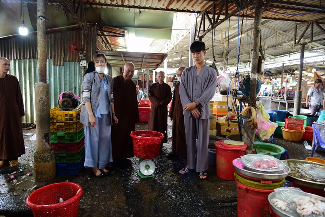 Freeing creatures at Ba Lua port in Cu Chi