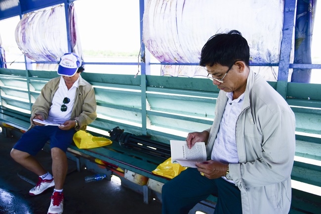 Freeing creatures on Co Bac ferry in Can Tho