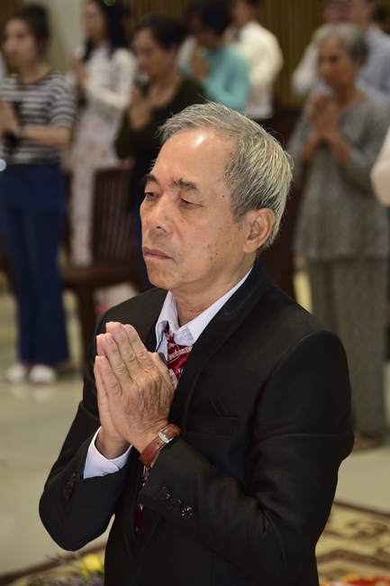 The Wedding Ceremony at the pagoda