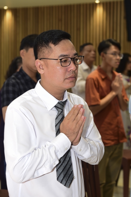 The Wedding Ceremony at the pagoda