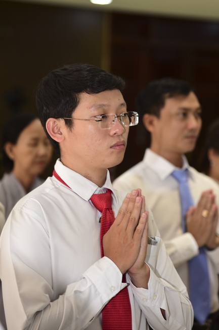 The Wedding Ceremony at the pagoda