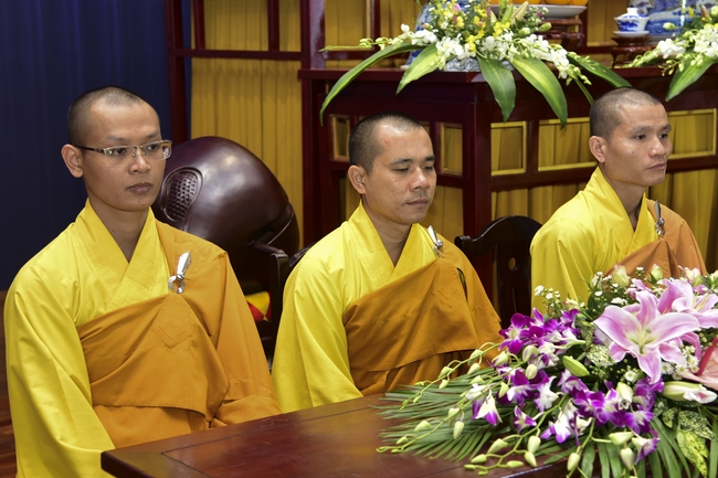 The Wedding Ceremony at the pagoda