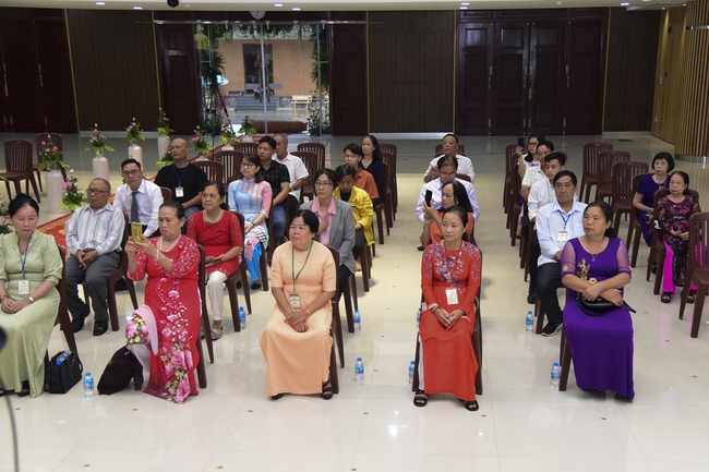 The Wedding Ceremony at the pagoda