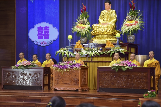 The Wedding Ceremony at the pagoda
